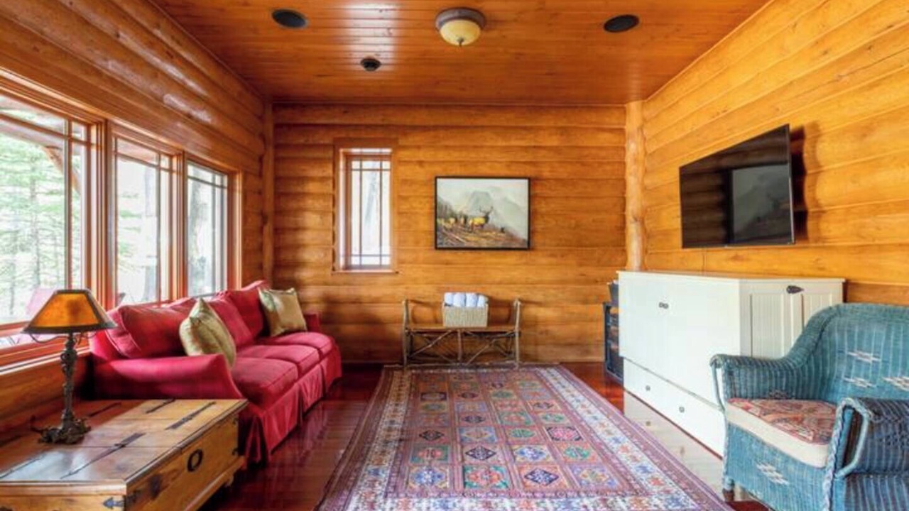 Photo of Livingroom in Forest Ridge Estates