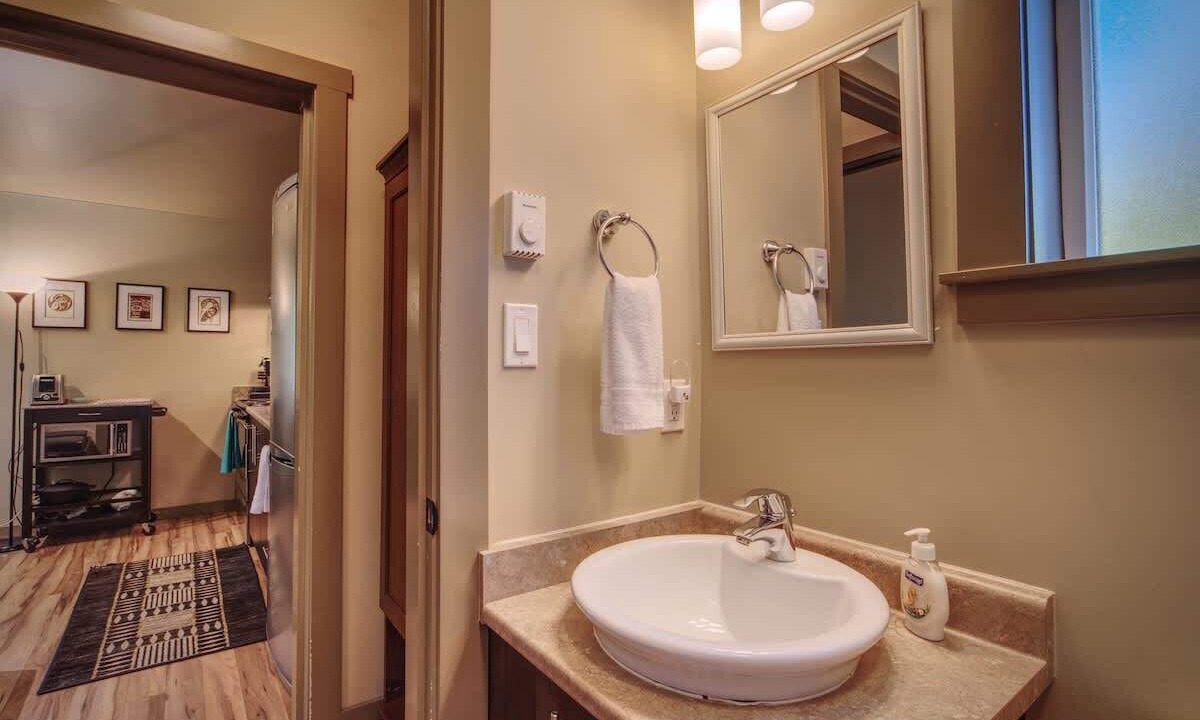 Photo of Bathroom in Port Renfrew