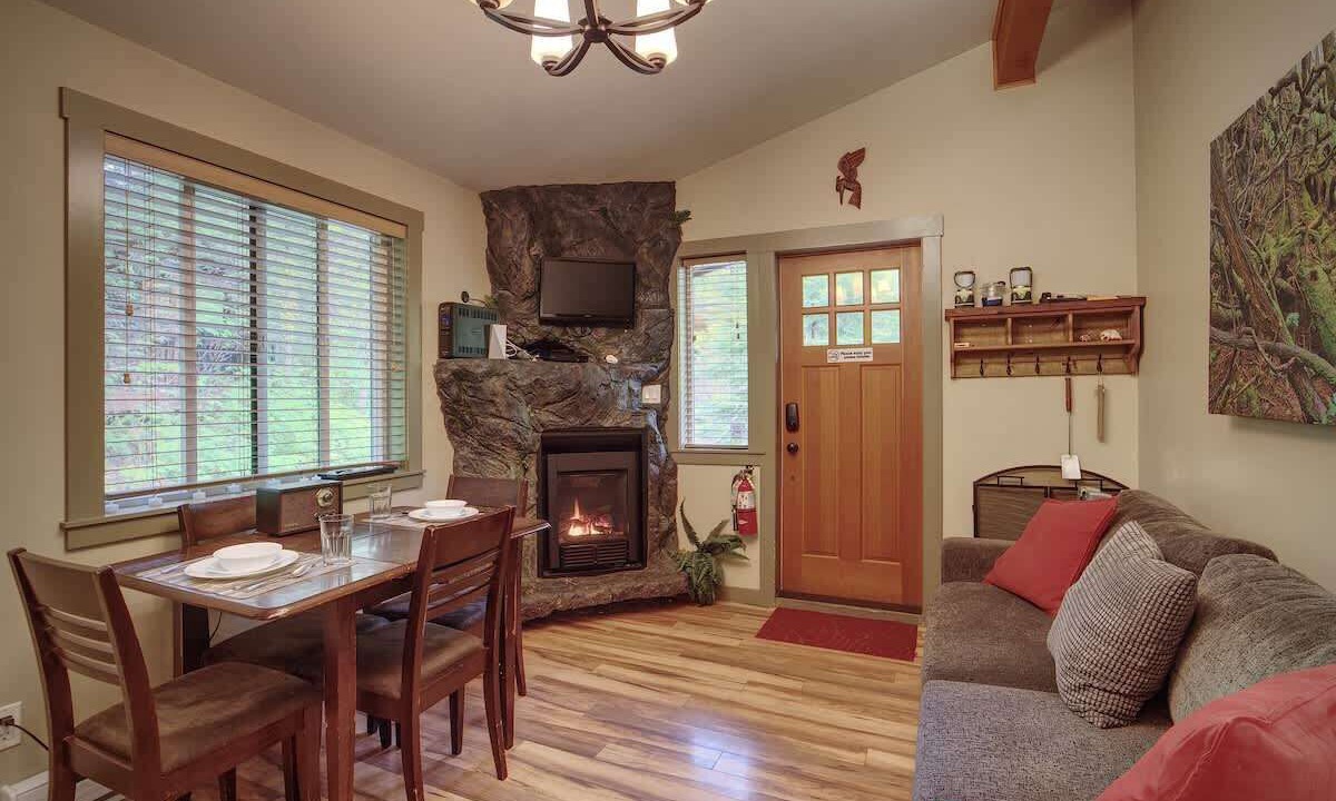 Photo of Livingroom in Port Renfrew