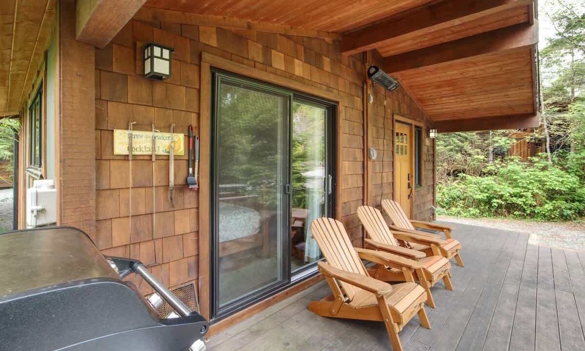 Photo of Patio Balcony in Port Renfrew