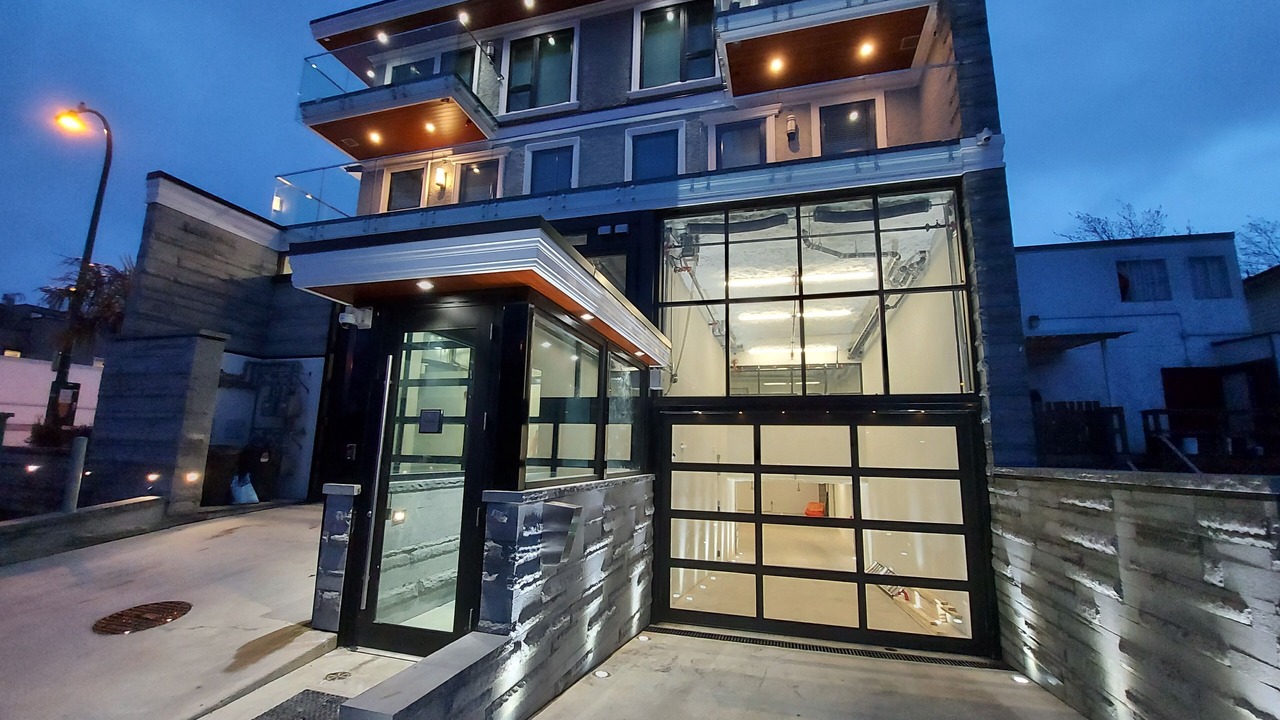 Photo of Outdoor in East Side