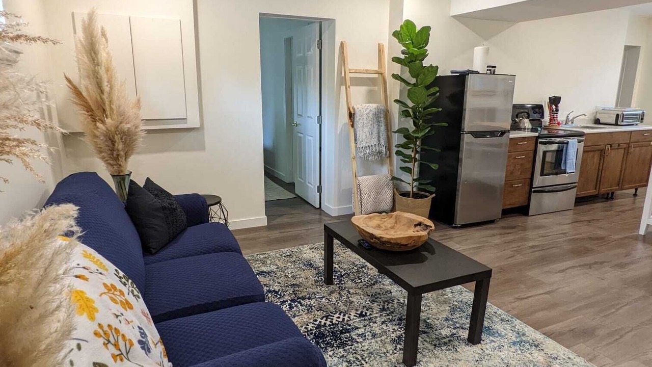 Photo of Livingroom in Colwood
