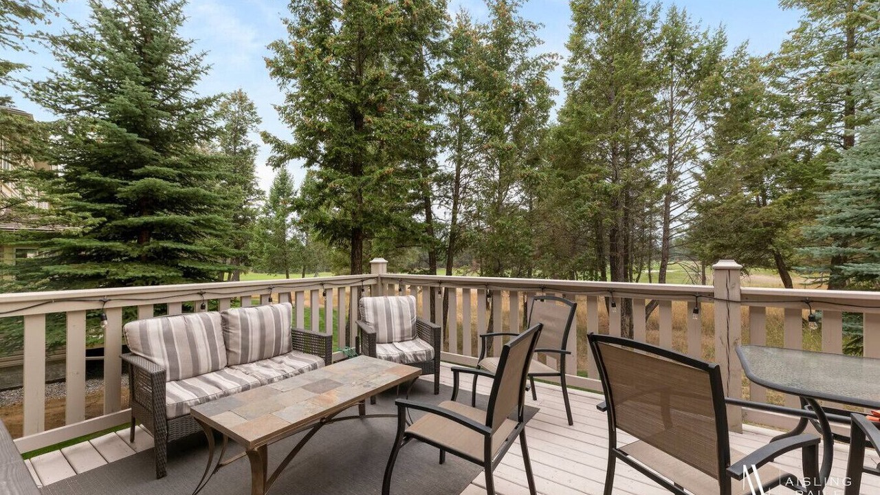 Photo of Outdoor in Radium Hot Springs