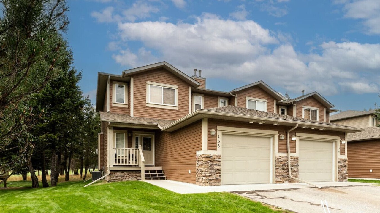 Photo of Outdoor in Radium Hot Springs