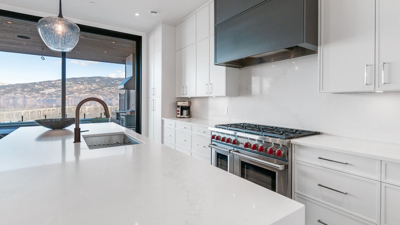 Photo of Kitchen in Okanagan-Similkameen