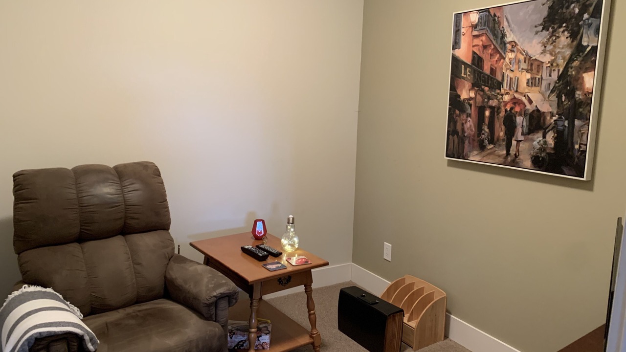 Photo of Livingroom in North Cowichan