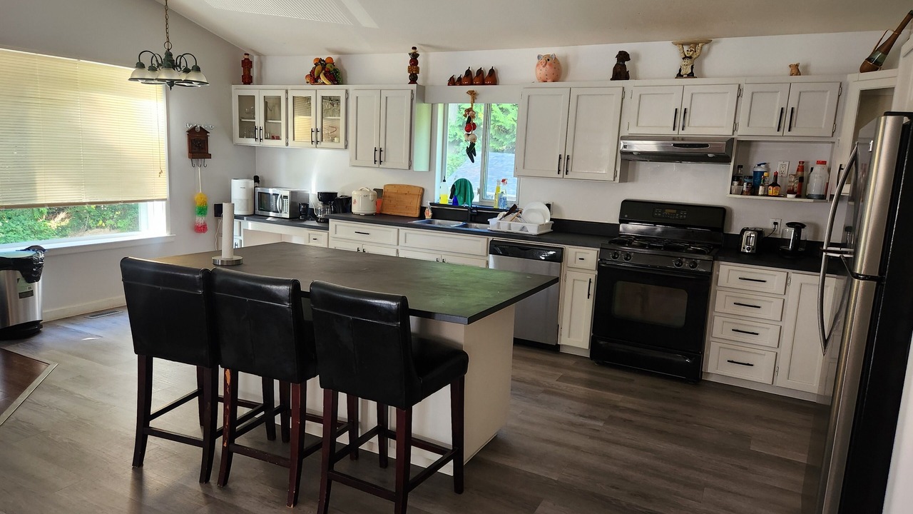 Photo of Kitchen in Roberts Creek