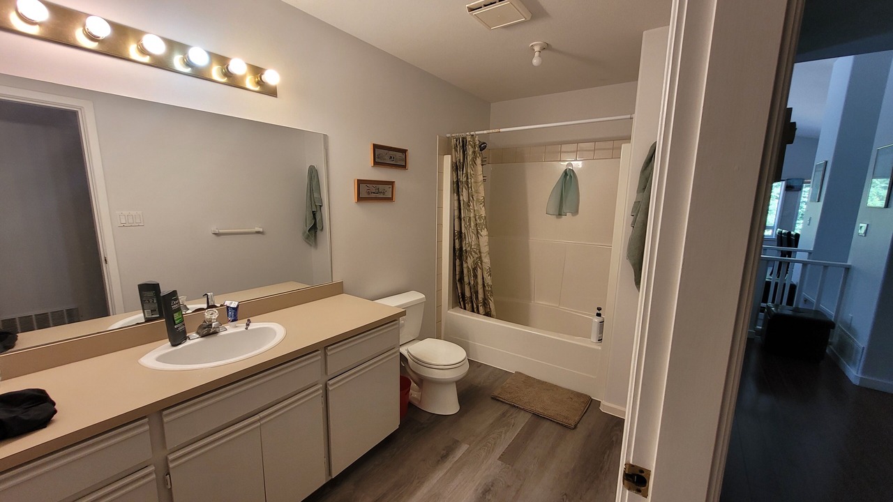 Photo of Bathroom in Roberts Creek