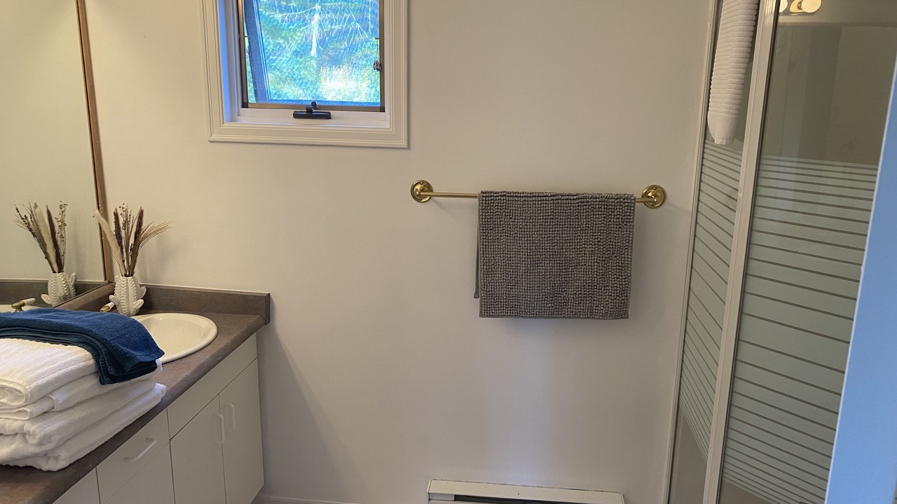 Photo of Bathroom in Halfmoon Bay