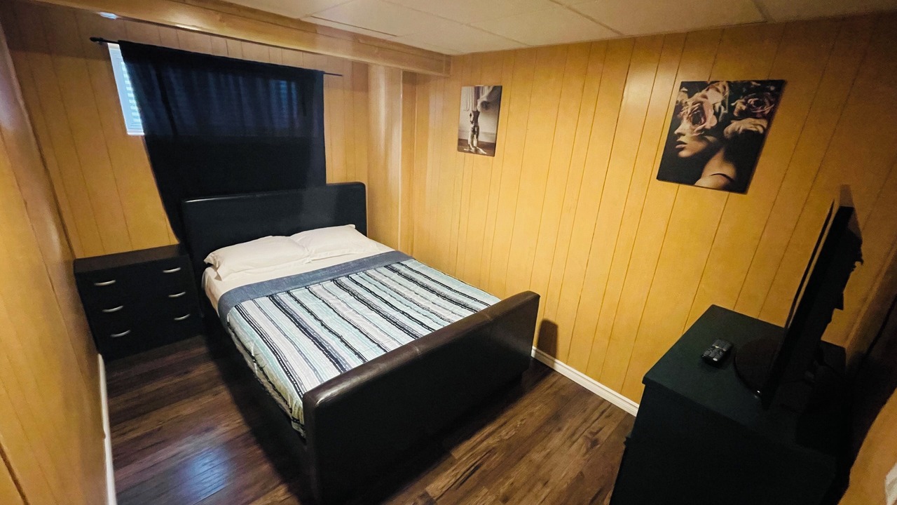 Photo of Bedroom in Northwest Edmonton