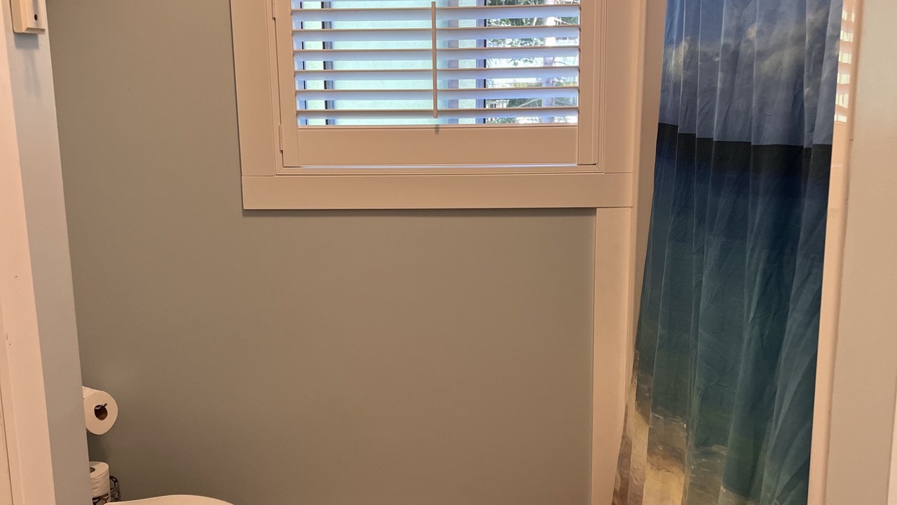 Photo of Bathroom in Swansea Point