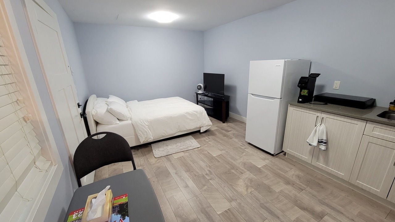 Photo of Bedroom in Saanich West