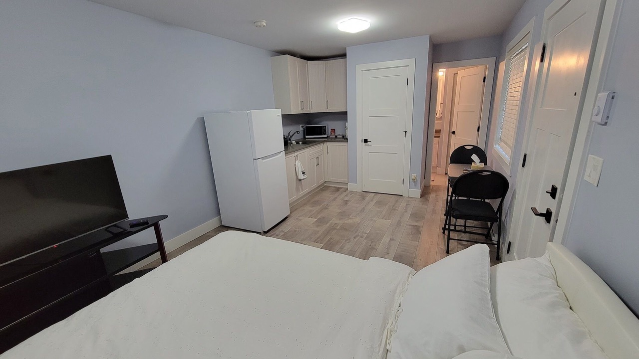 Photo of Bedroom in Saanich West