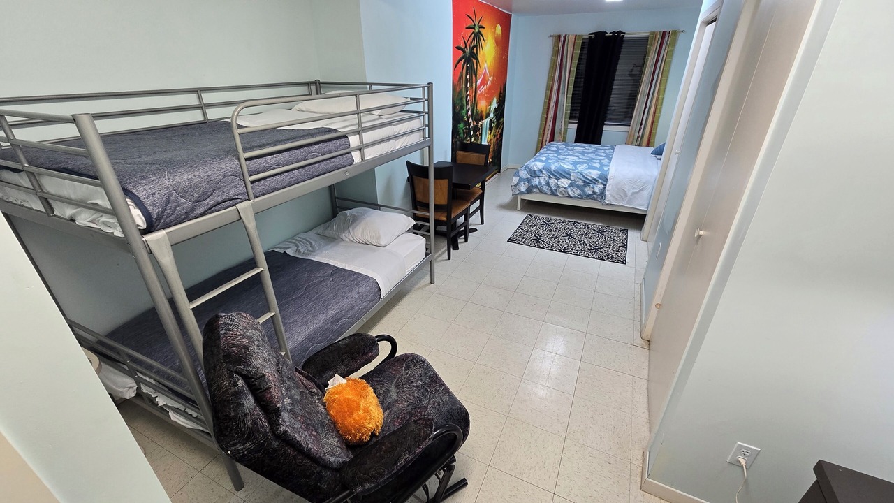 Photo of Bedroom in Sainte-Marguerite-du-Lac-Masson