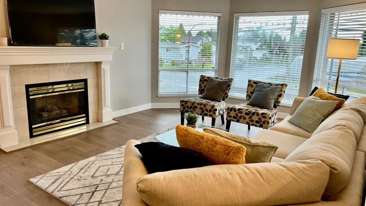 Photo of Livingroom in Maple Ridge