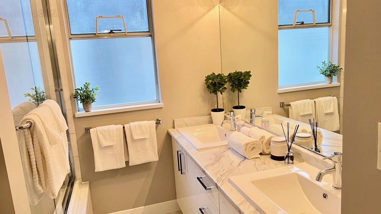 Photo of Bathroom in Maple Ridge