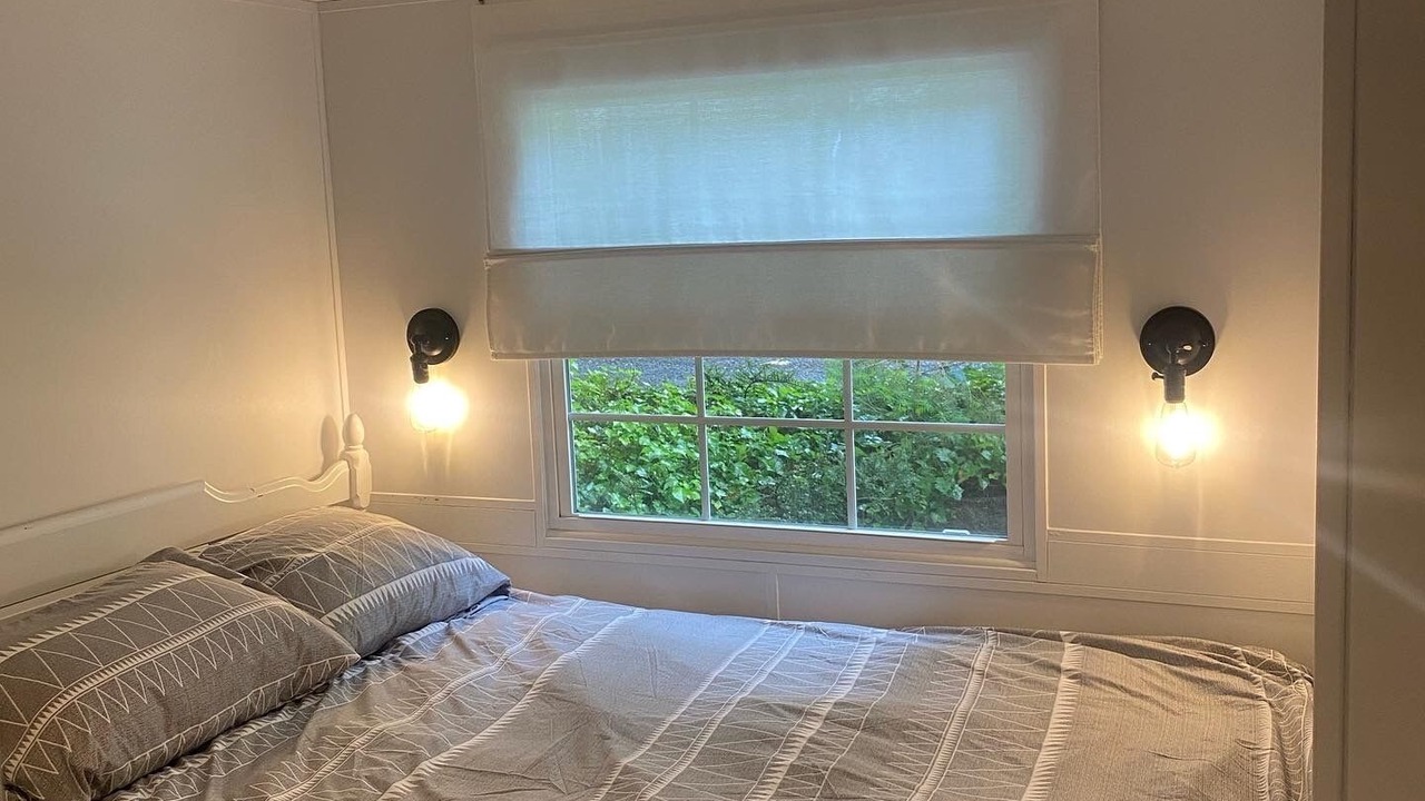 Photo of Bedroom in Lindell Beach