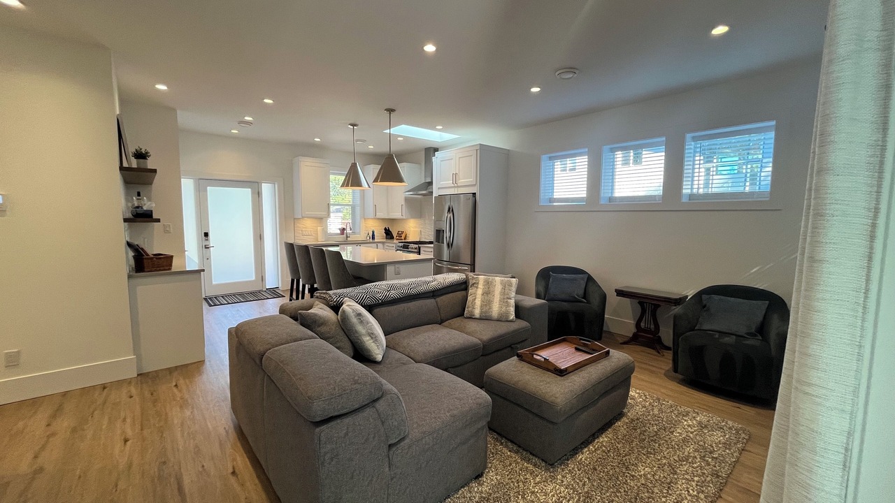 Photo of Bedroom in Saanich East