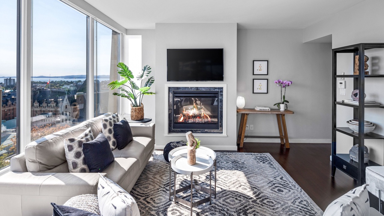 Photo of Livingroom in Downtown Victoria