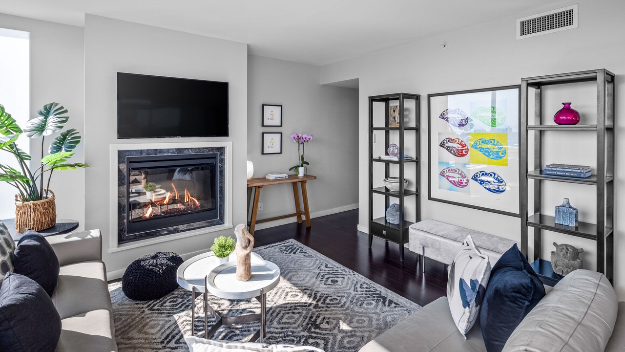 Photo of Livingroom in Downtown Victoria
