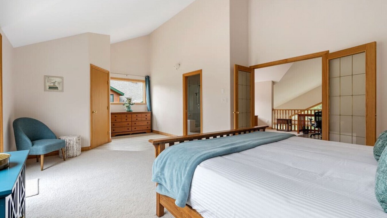 Photo of Bedroom in East Kootenay