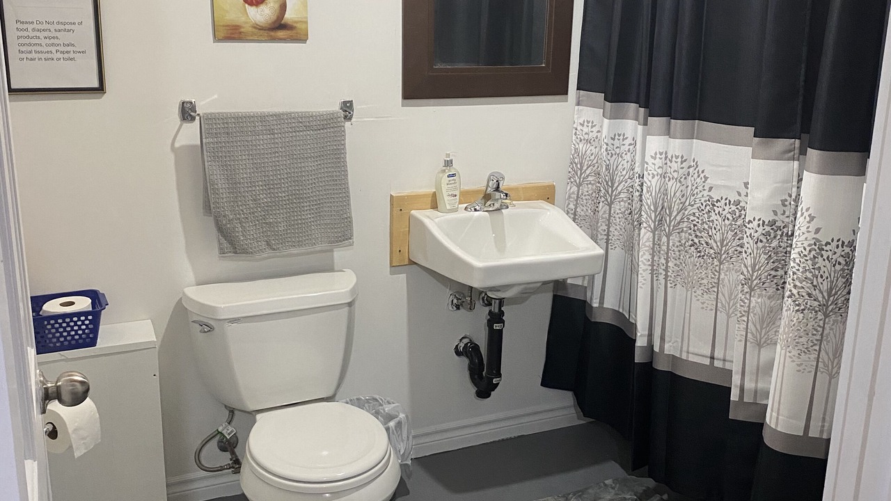 Photo of Bathroom in Newport Landing