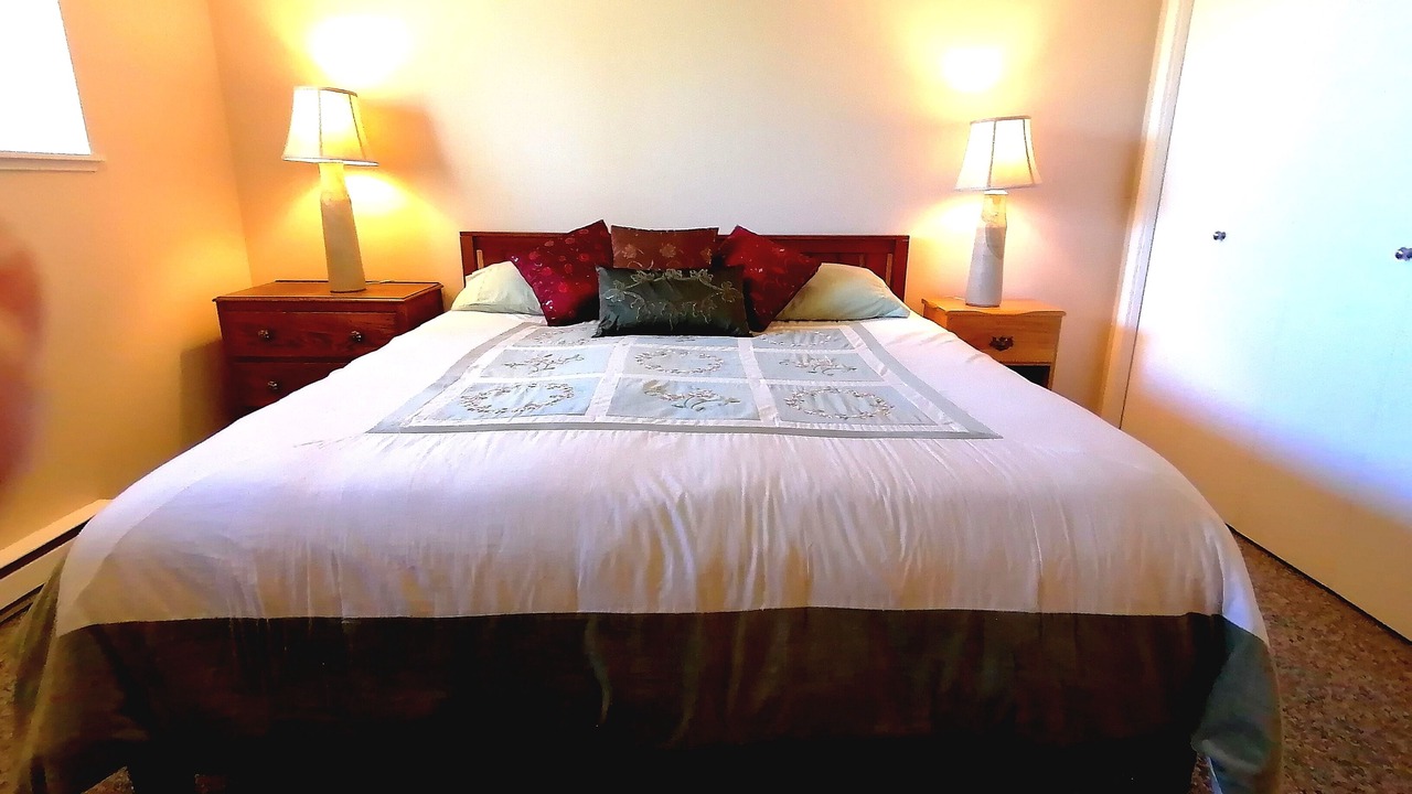 Photo of Bedroom in Metchosin
