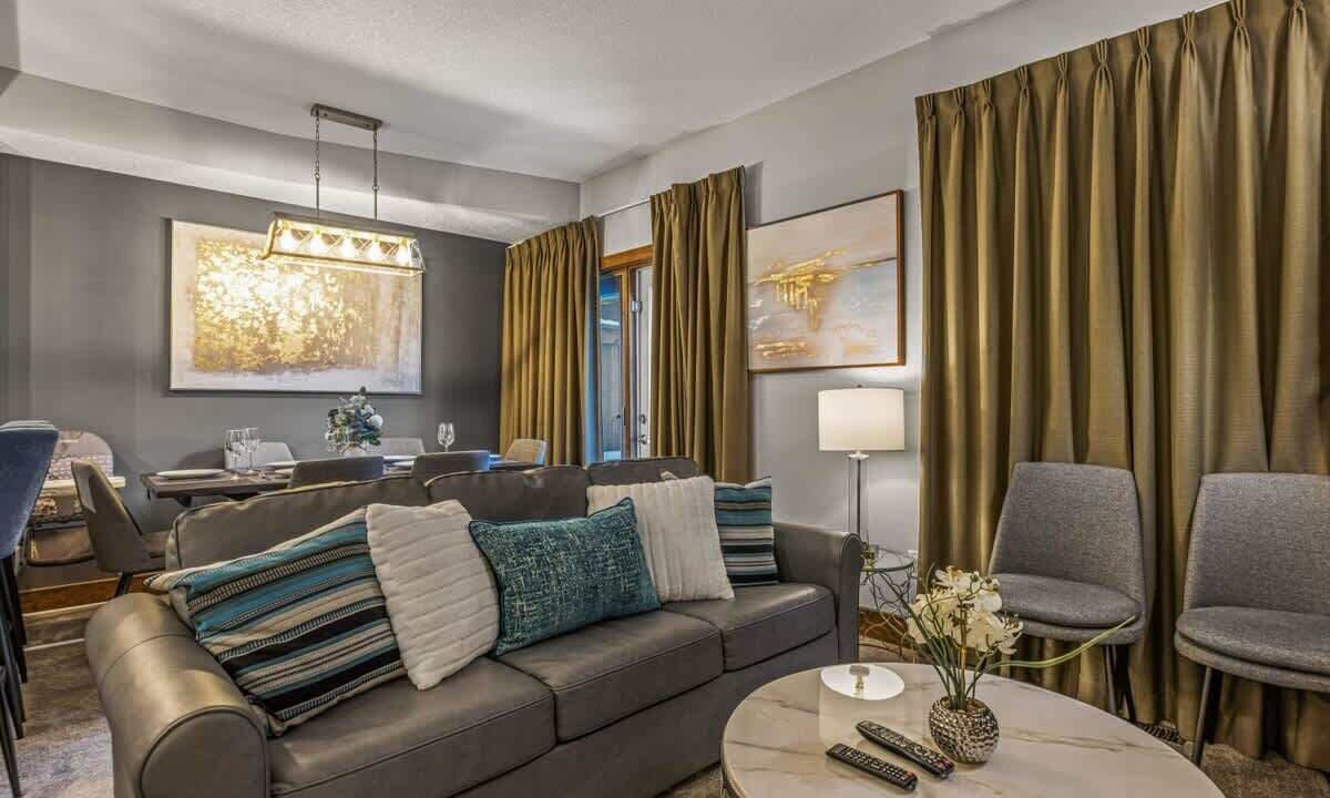 Photo of Livingroom in Canmore