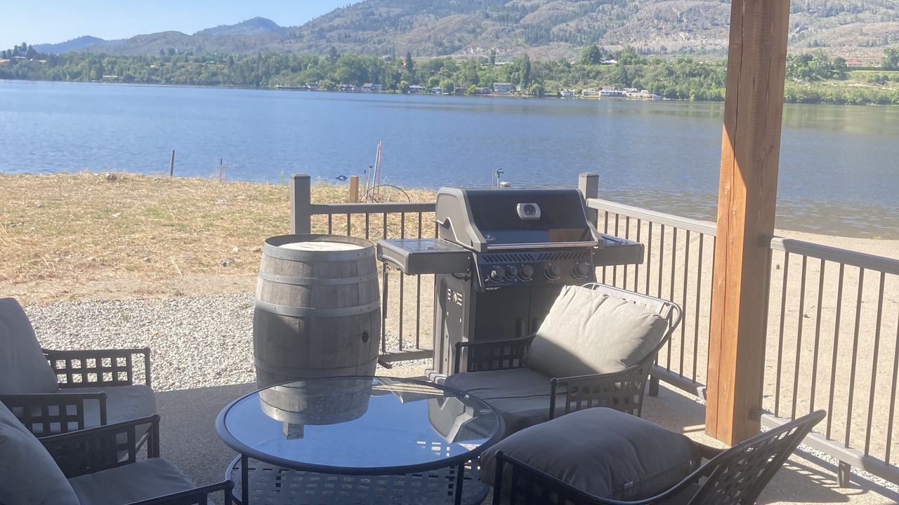 Photo of Patio Balcony in Osoyoos
