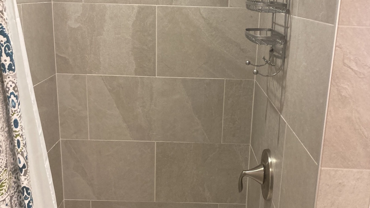 Photo of Bathroom in Osoyoos