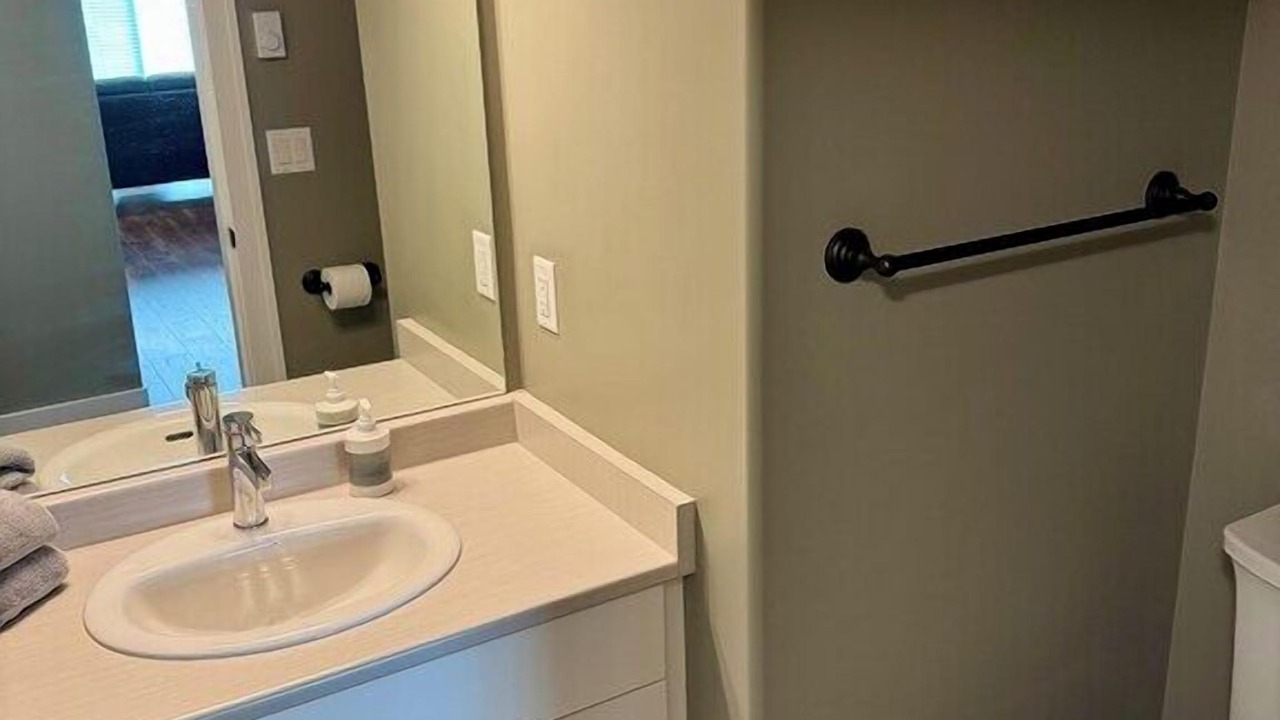 Photo of Bathroom in Osoyoos