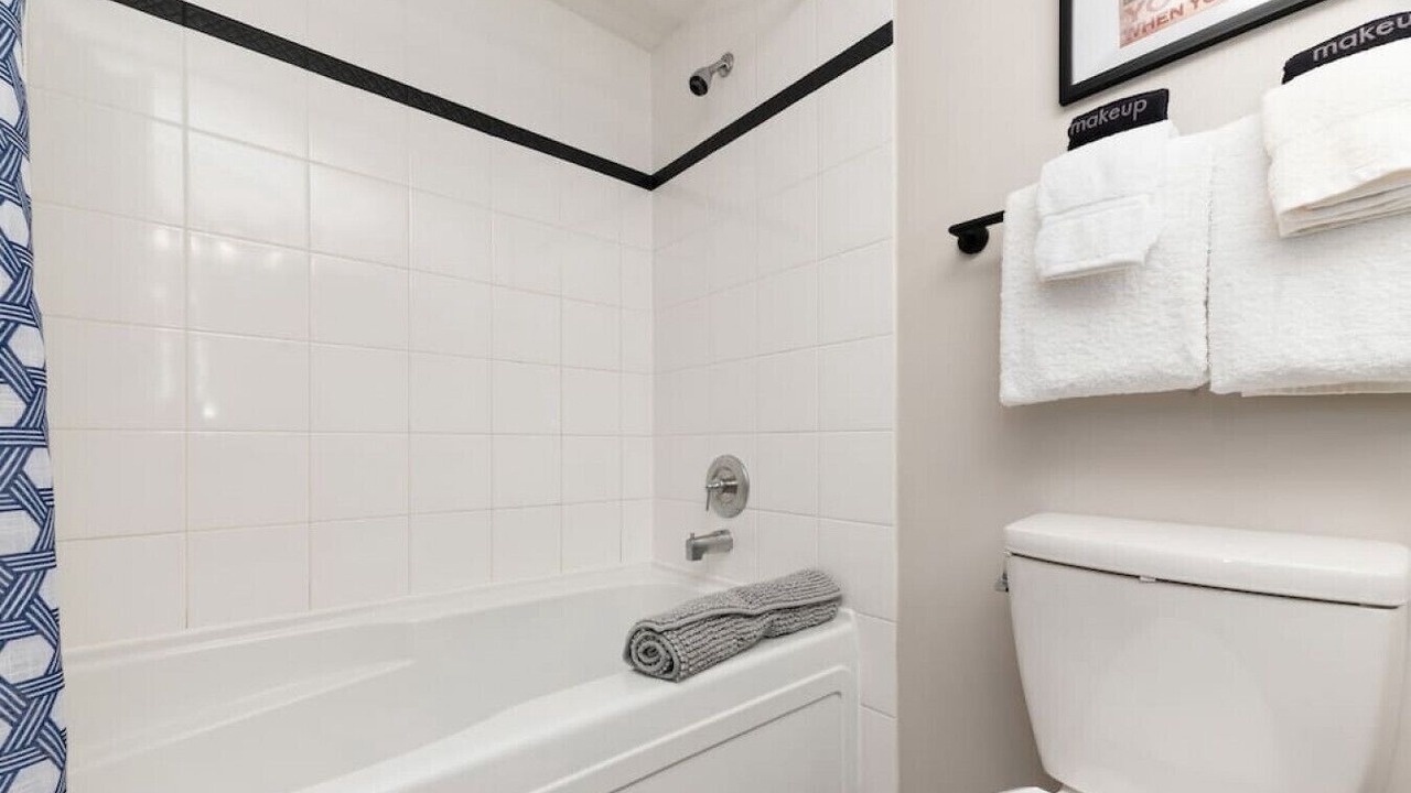 Photo of Bathroom in Panorama
