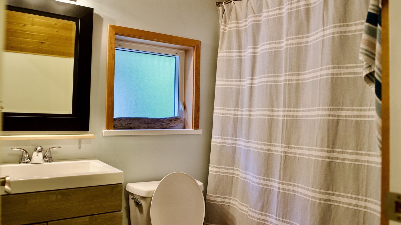 Photo of Bathroom in Ucluelet