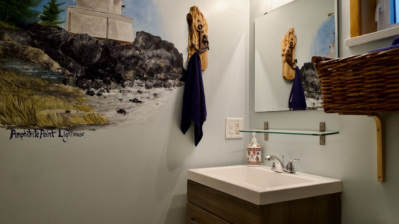Photo of Bathroom in Ucluelet