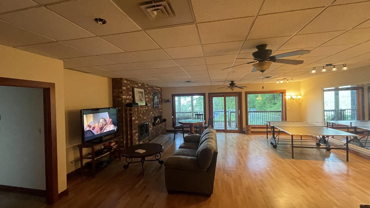 Photo of Livingroom in Cultus Lake