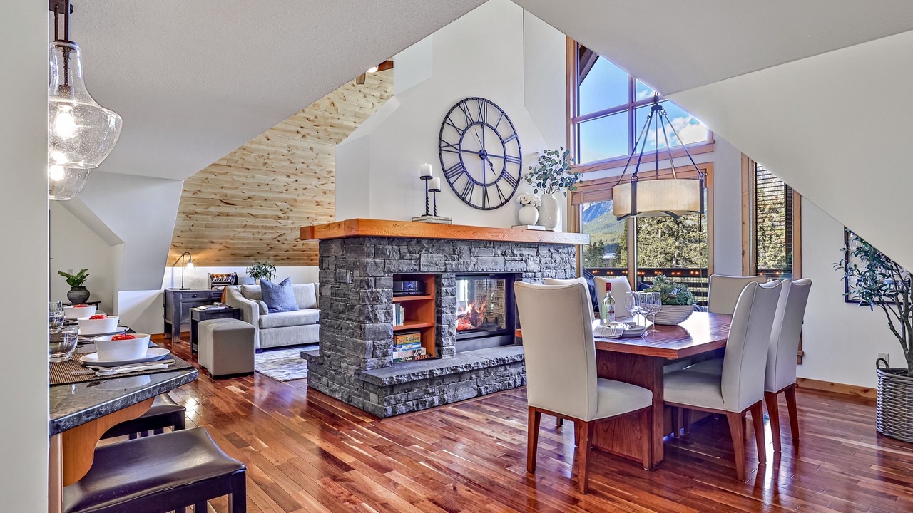 Photo of Livingroom in Canmore