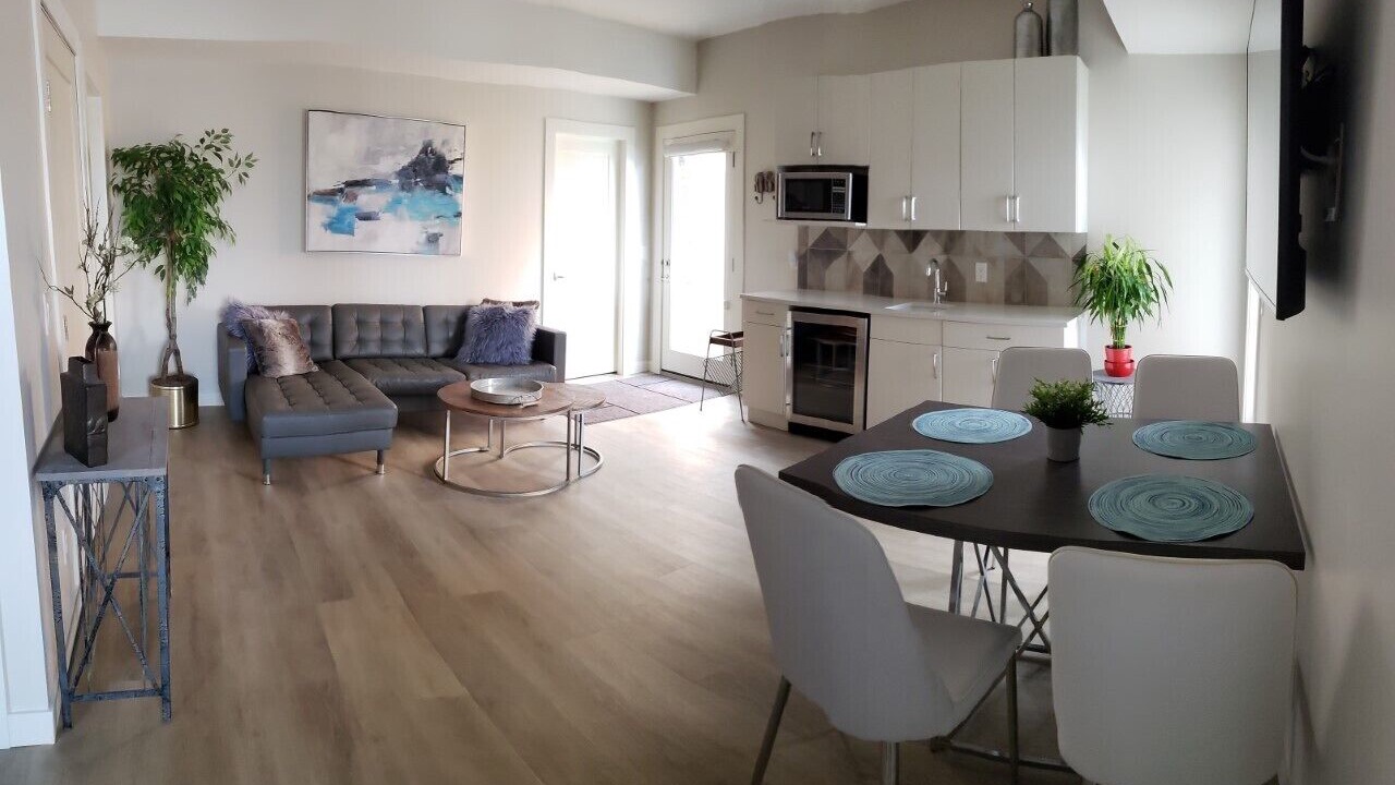 Photo of Livingroom in McKinley