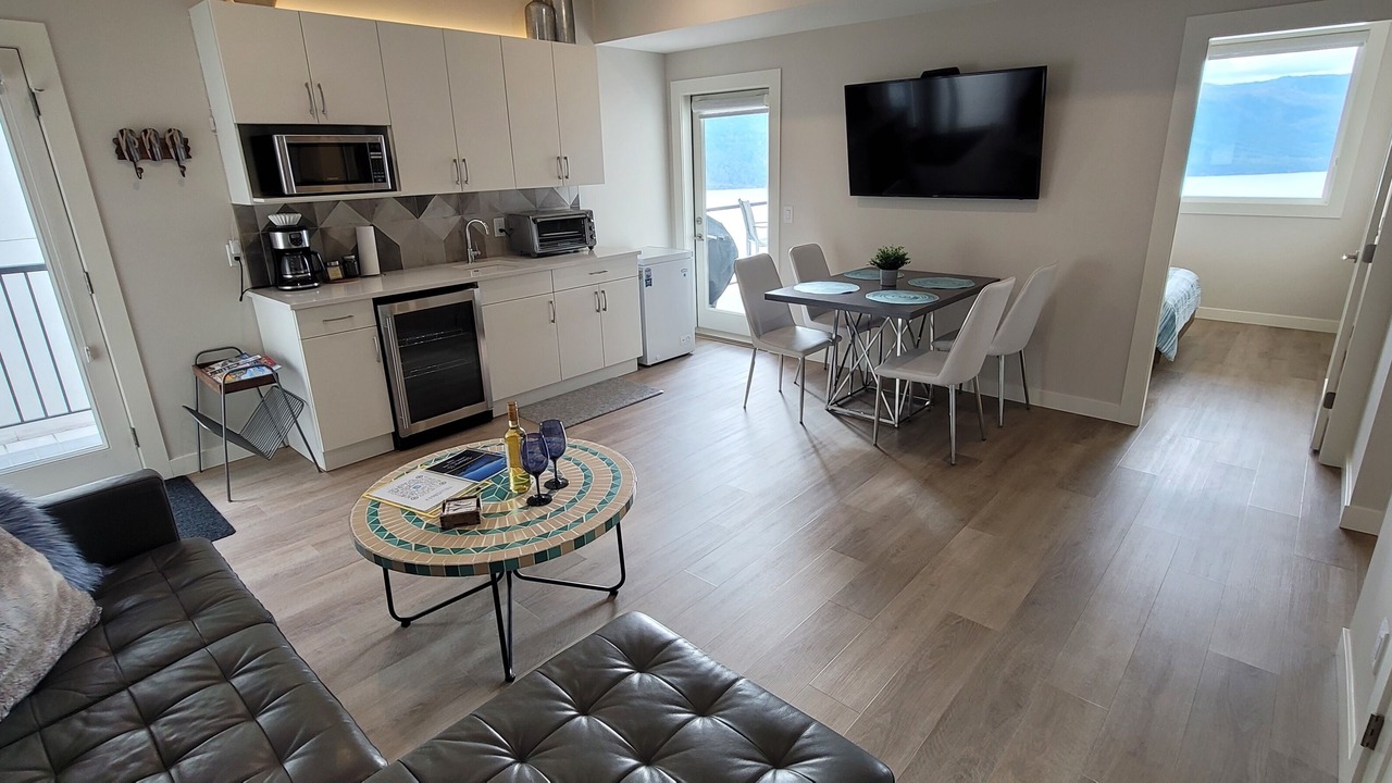 Photo of Livingroom in McKinley