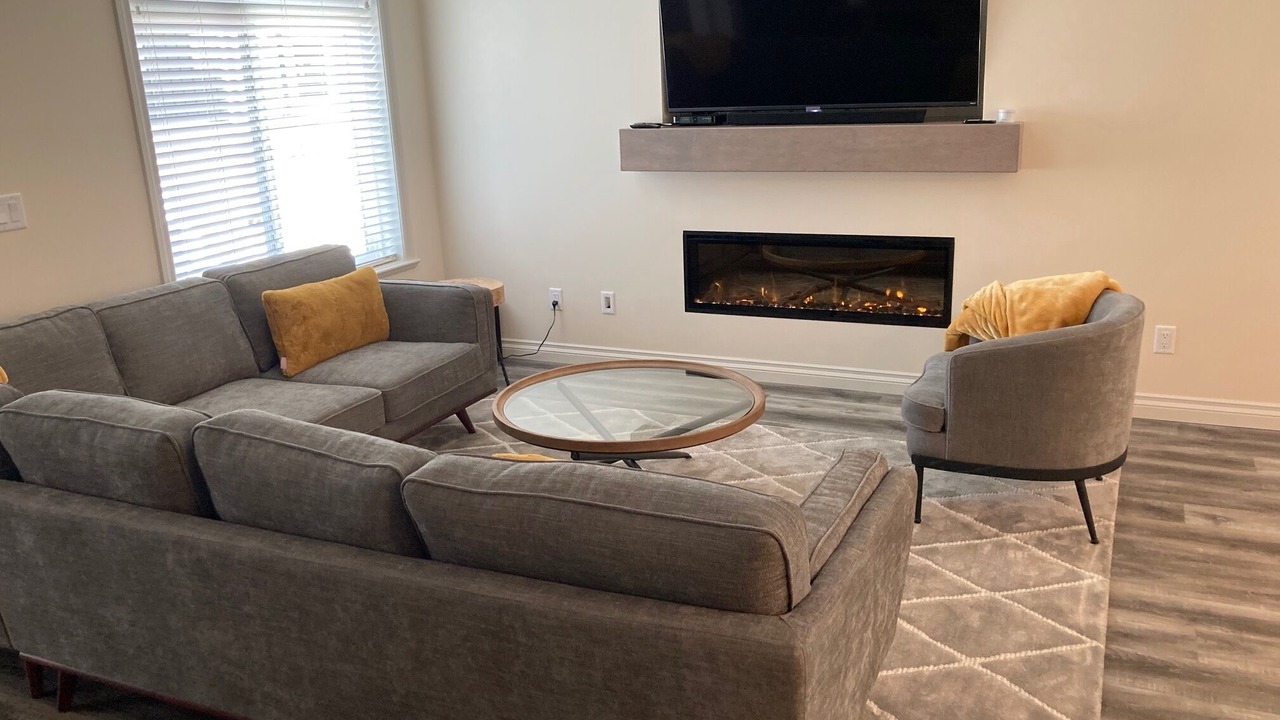 Photo of Livingroom in Osoyoos