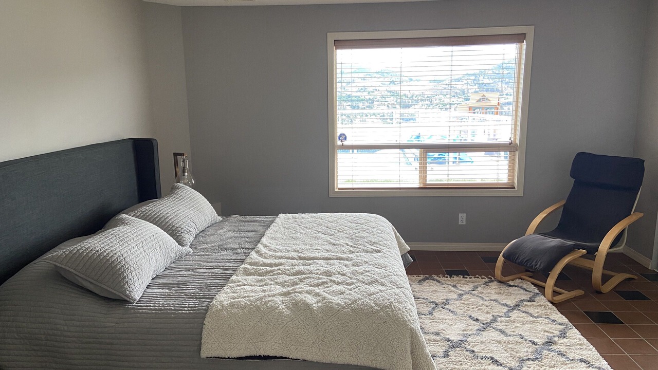 Photo of Bedroom in Okanagan-Similkameen