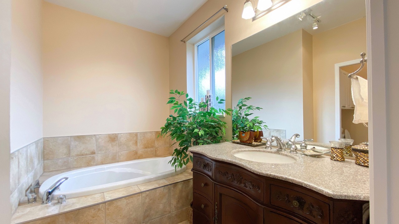 Photo of Bathroom in West Sechelt