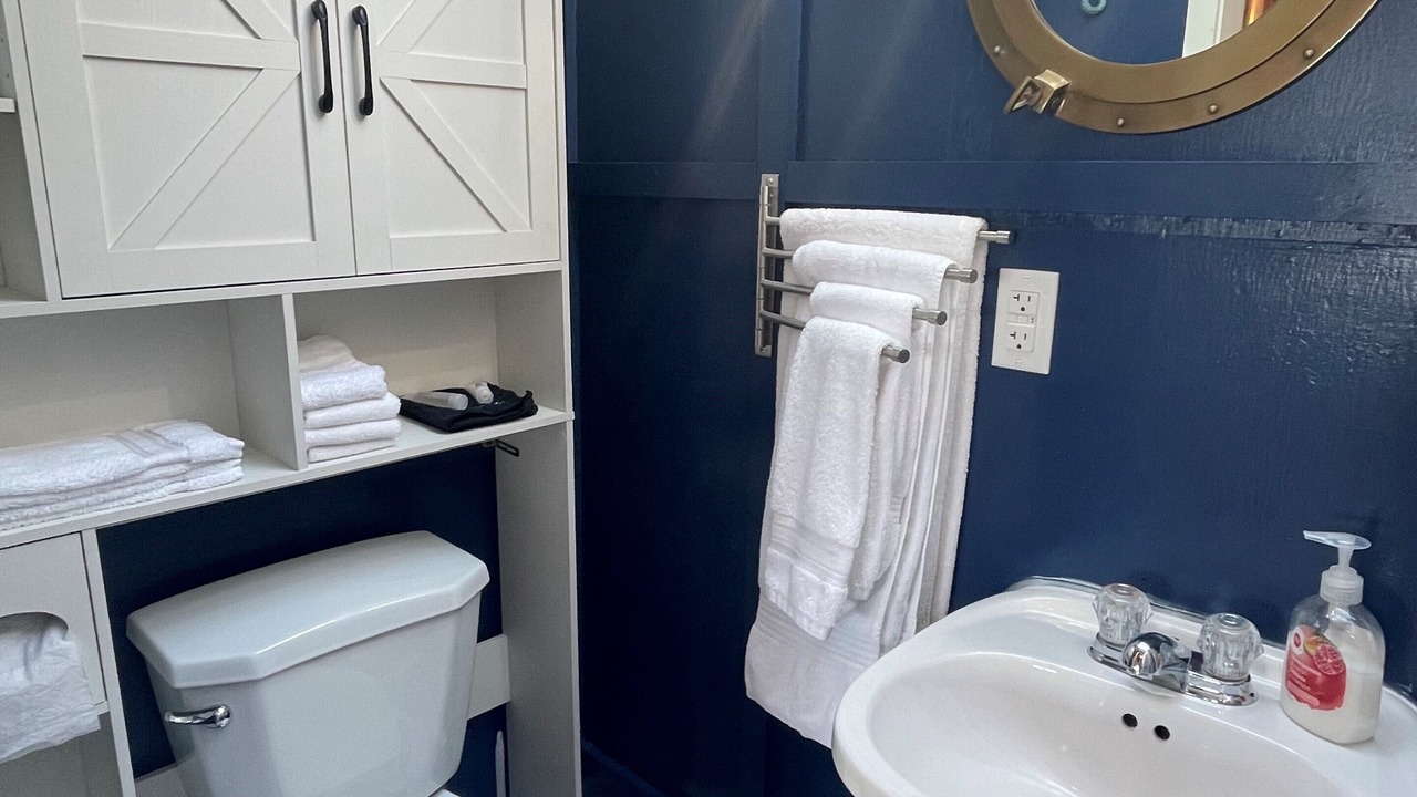 Photo of Bathroom in Black Creek