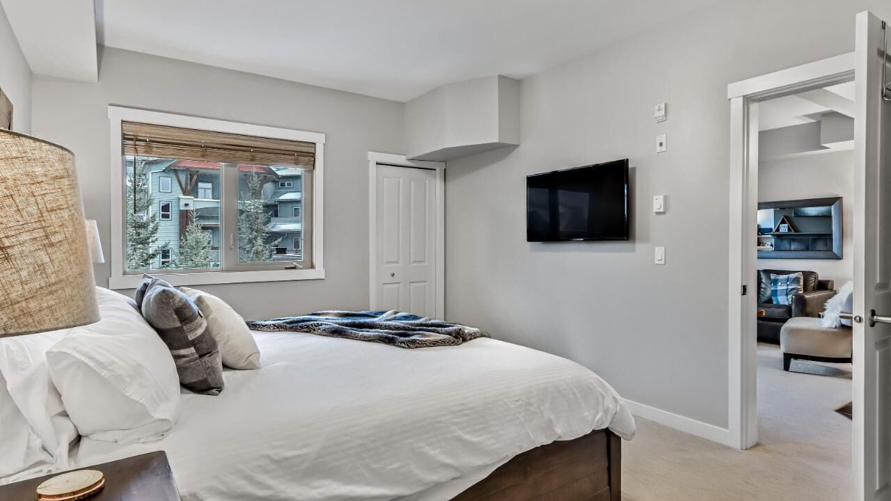 Photo of Bedroom in Canmore
