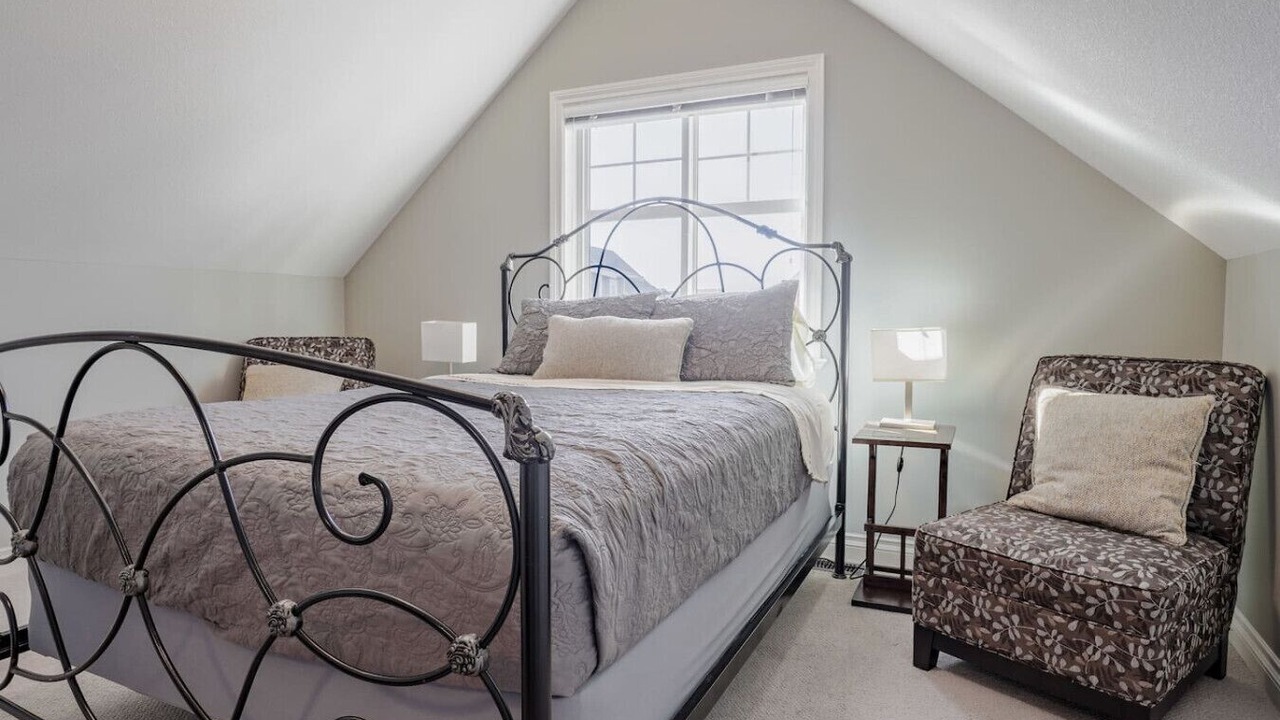 Photo of Bedroom in Osoyoos