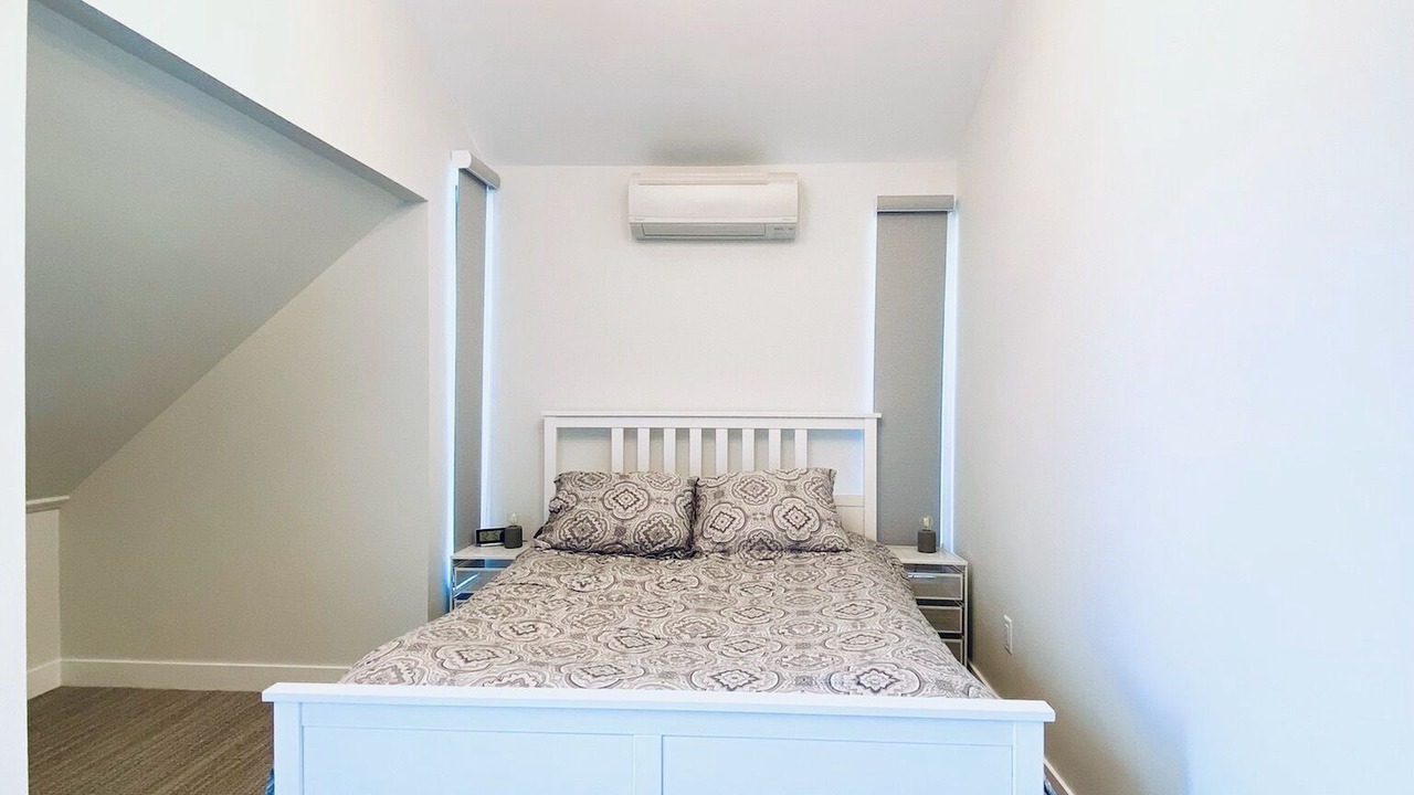 Photo of Bedroom in Sandy Hook