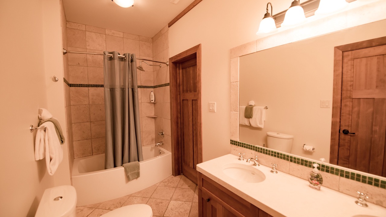 Photo of Bathroom in Golden