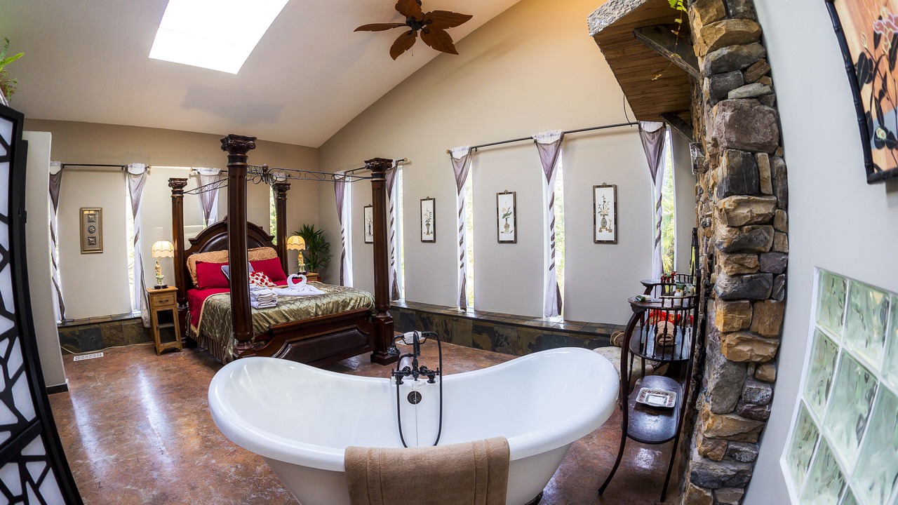 Photo of Bedroom in East Sooke