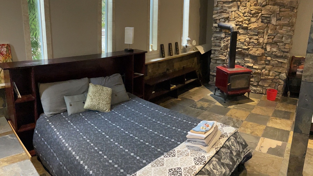 Photo of Bedroom in East Sooke