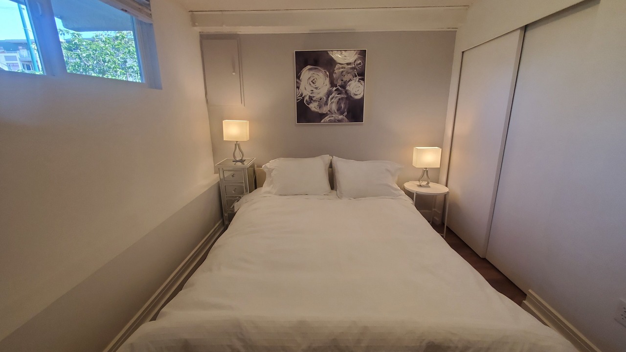 Photo of Bedroom in Grandview-Woodland