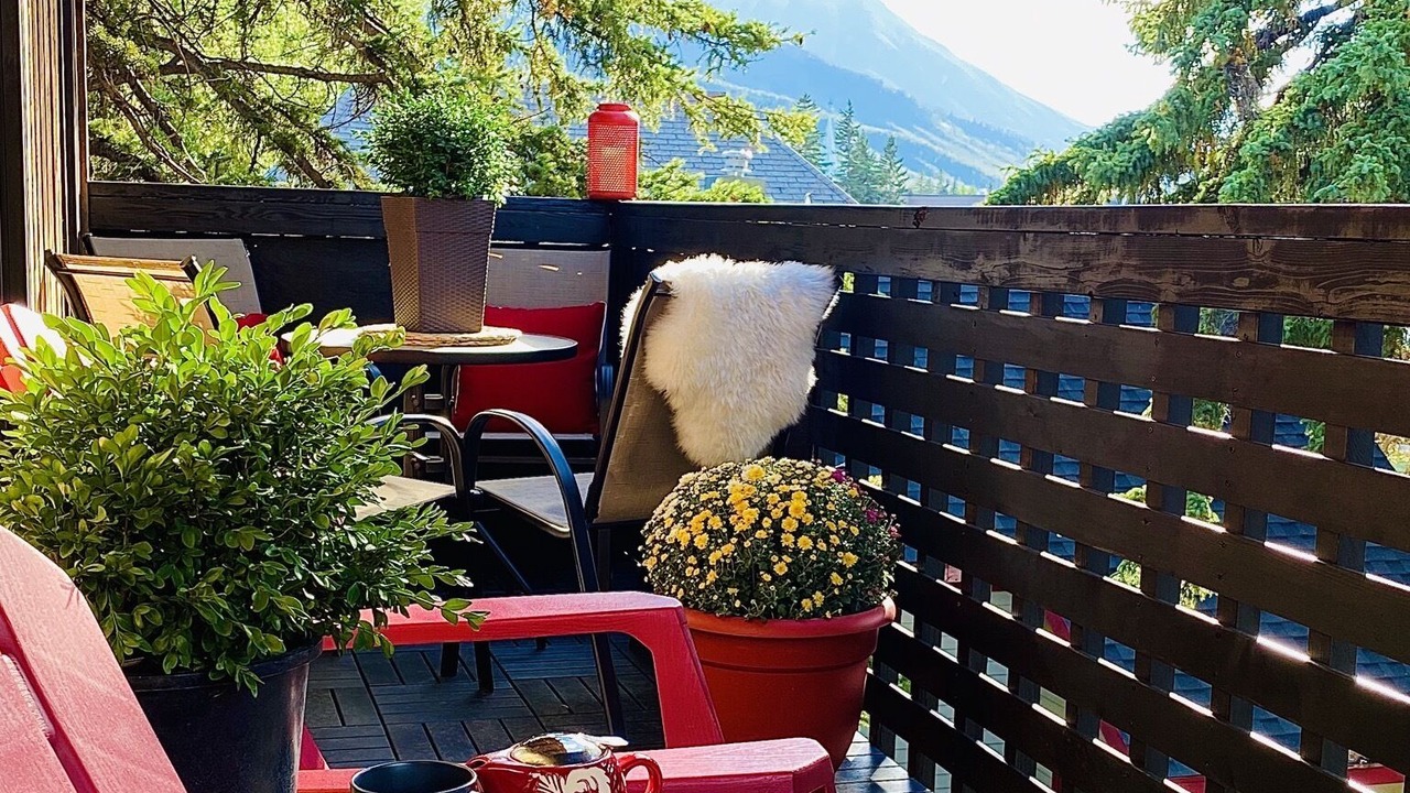 Photo of Patio Balcony in Banff